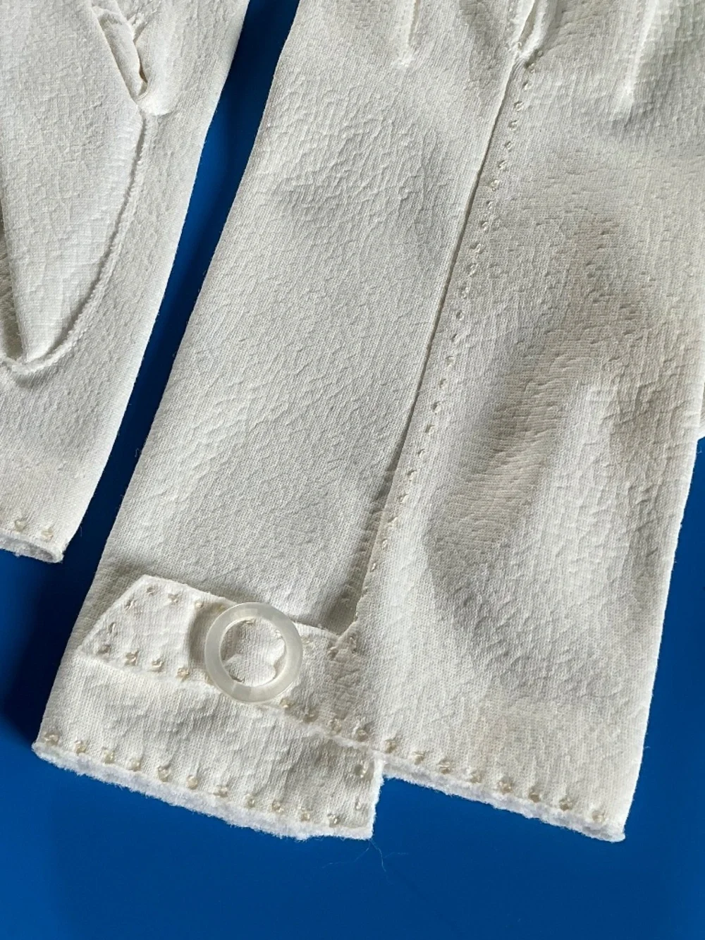 Vintage 1950s Hansen Formal Wrist Ivory Gloves Size 7 Mid Century